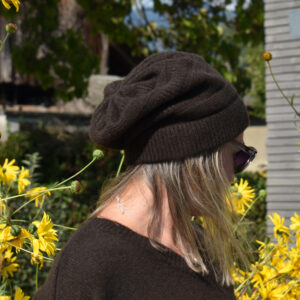 bonnet chaud en laine tombant