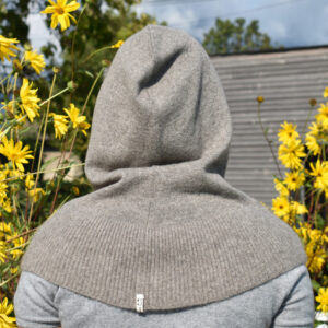 cagoule en laine gris