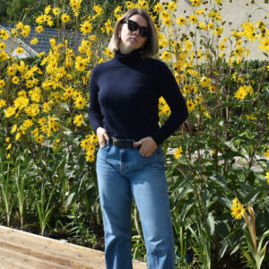 pull en cachemire bleu foncé